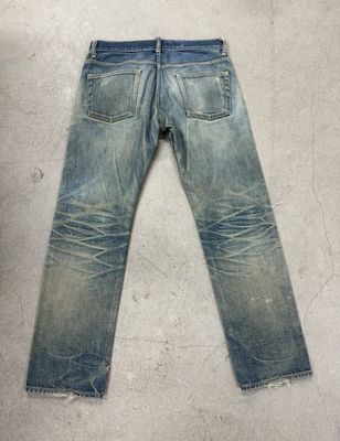 ผ้าเดนมล้างเบาๆ ด้านล่างที่มีความเครียดหนัก สําหรับลุควินเทจที่แข็งแรง